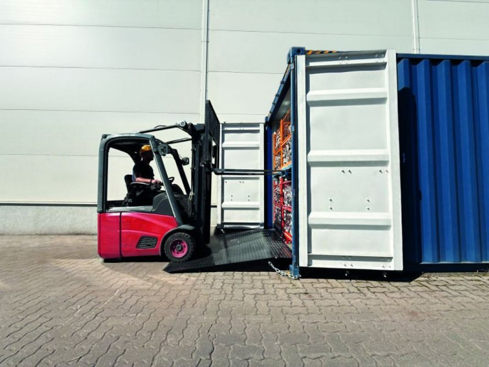 Auffahrrampe mit beweglicher Lippe